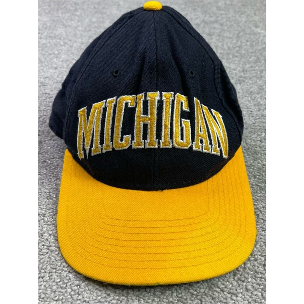Michigan Wolverines Starter Cap Hat Men’s 7 1/4 Blue Wool Fitted Logo College